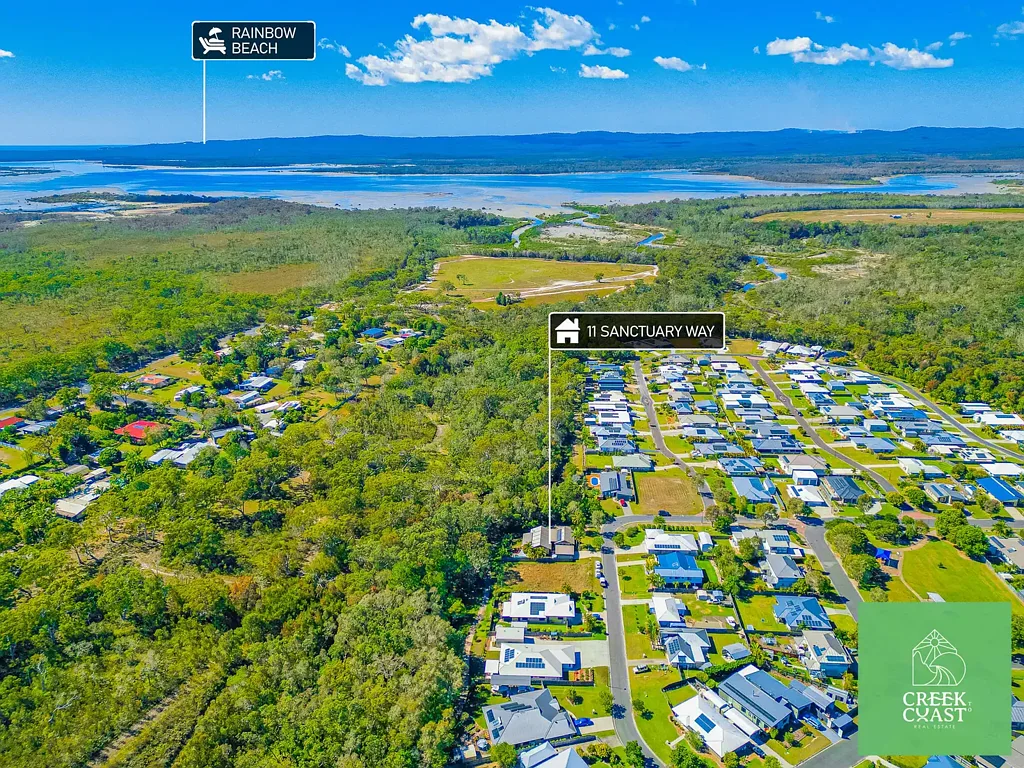 Cooloola Cove 3 Slaapkamer Dual Living Opportunity – Stylish & Spacious Bush to Beach Home in Premier Location