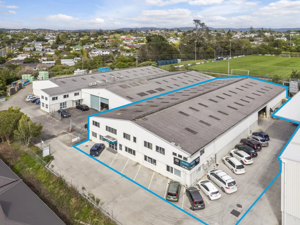 Te Atatu South  Industrial Facility with Yard