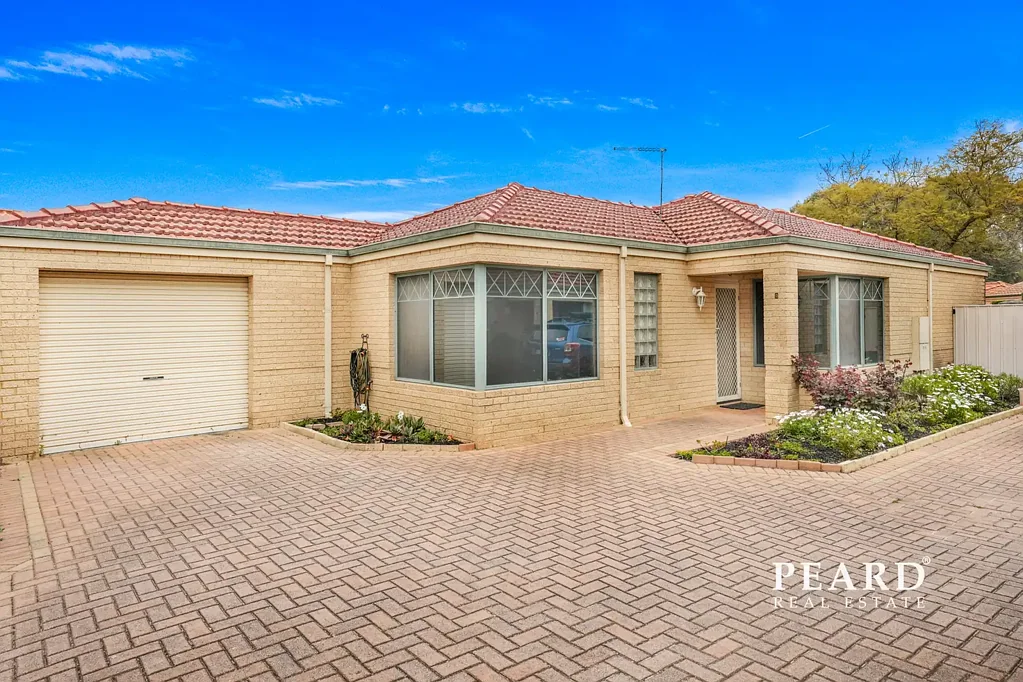 2/6 Madison Gardens, Stirling, WA 6021