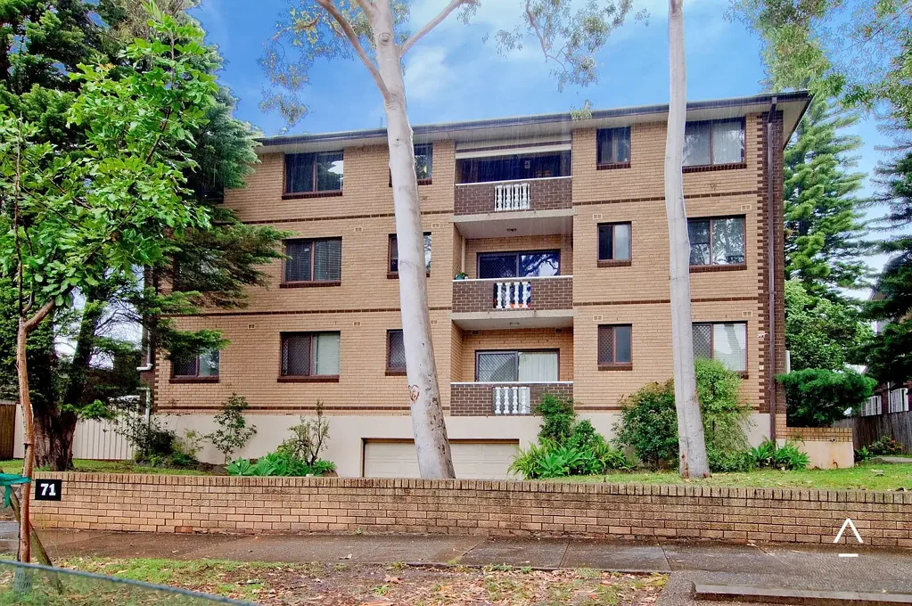 TWO BEDROOM UNIT IN SECURITY BUILDING