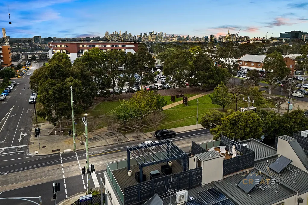 Maribyrnong 4Kwarto Golden Opportunity on Gordon | Rare Rooftop Entertainer | 4 Bedrooms + Home Office (5% rental yield approx)