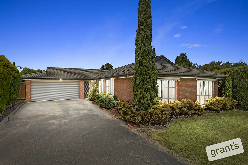 15 Debanne Court, Narre Warren, VIC 3805