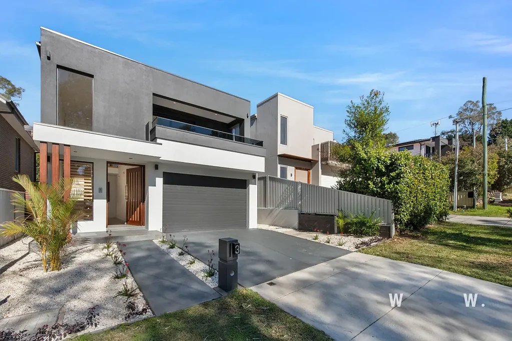 Revesby 5Kwarto Impressive Family Sanctuary Designed for Modern Living