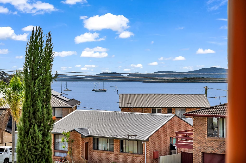 16 Diggers Drive, Tanilba Bay, NSW 2319