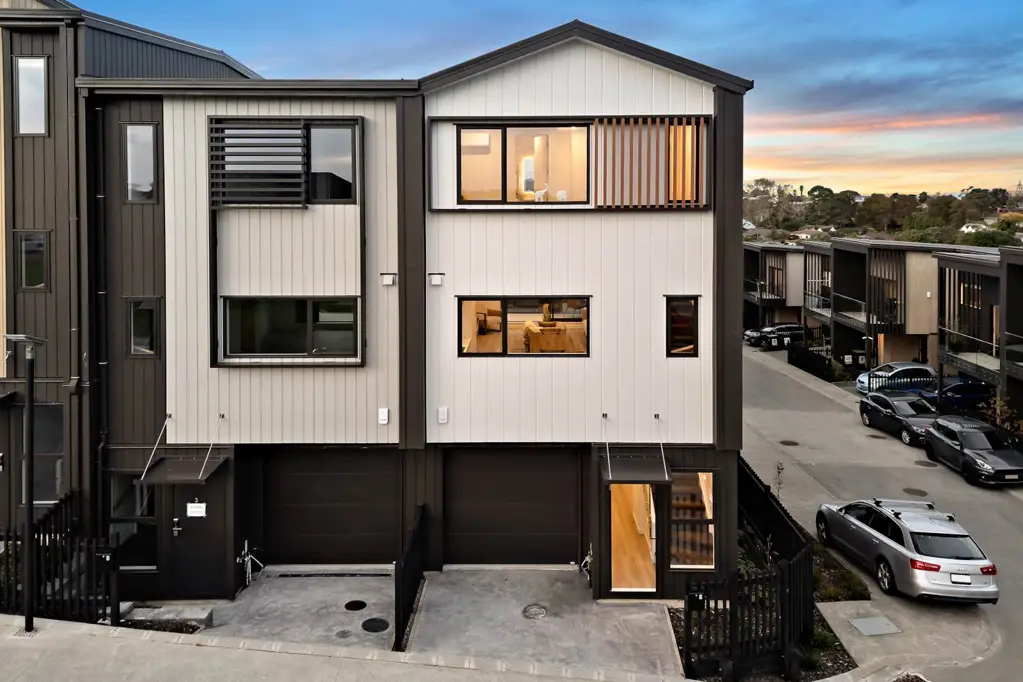 Windsor Park 3Phòng ngủ 2-4 Bedroom Multiple Choices in Rangitoto Zone !