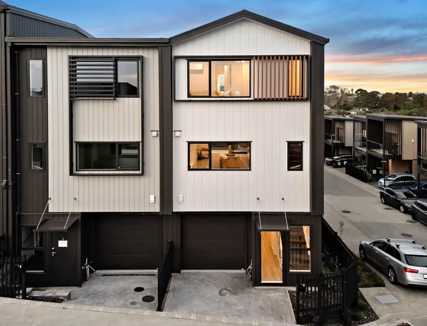 24 Milenio Crescent, Windsor Park, North Shore City, Auckland, 3房, 2浴, 城市屋