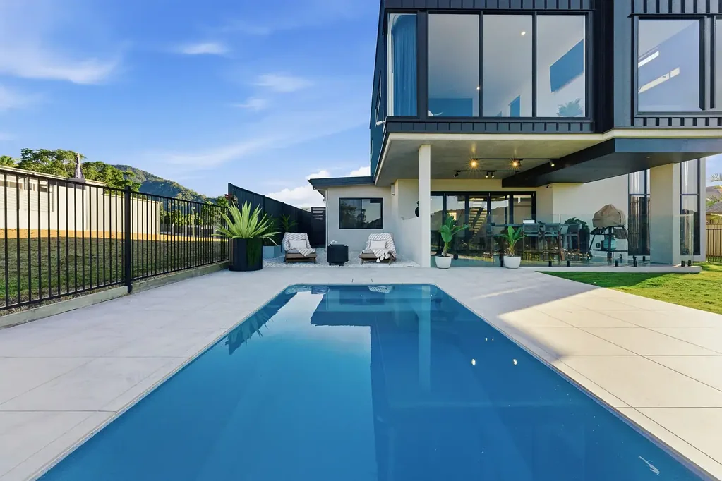 Brinsmead 4Moenga A Home Above the City | Architectural Luxury with a View You’ll Never Forget