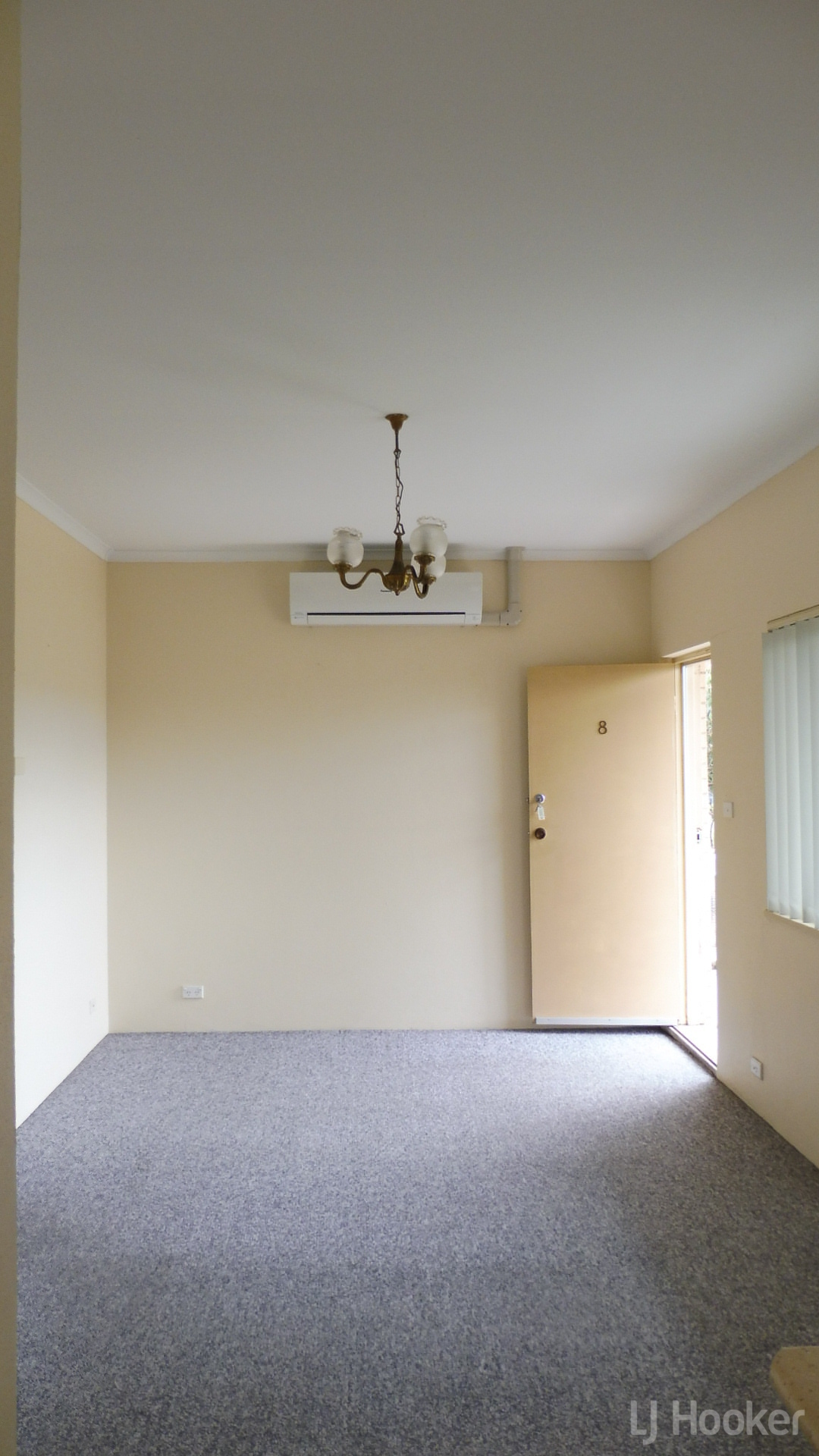 UNIT 8 12 GILMORE PL, QUEANBEYAN WEST NSW 2620, 0 Kuwarto, 0 Banyo, Unit