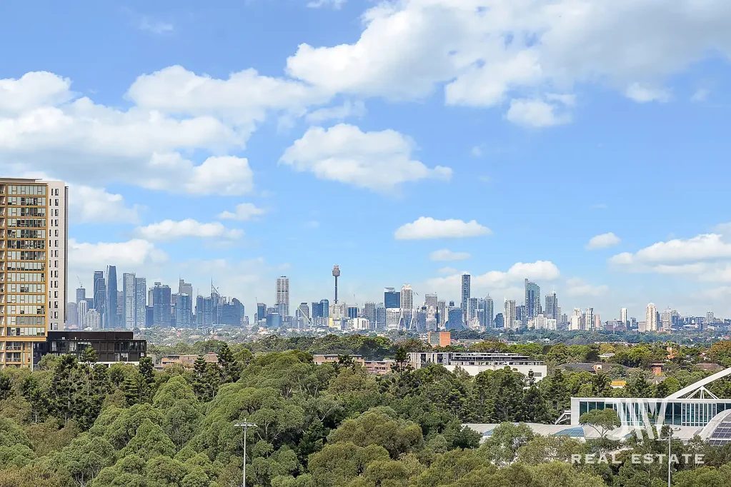 Lidcombe 2房 精装修公寓 开放式布局 充足自然光 岛台厨房 独立办公区 现代浴室 安全停车位 游泳池娱乐区 步行可达商圈 High-Level Apartment in Prime Location!