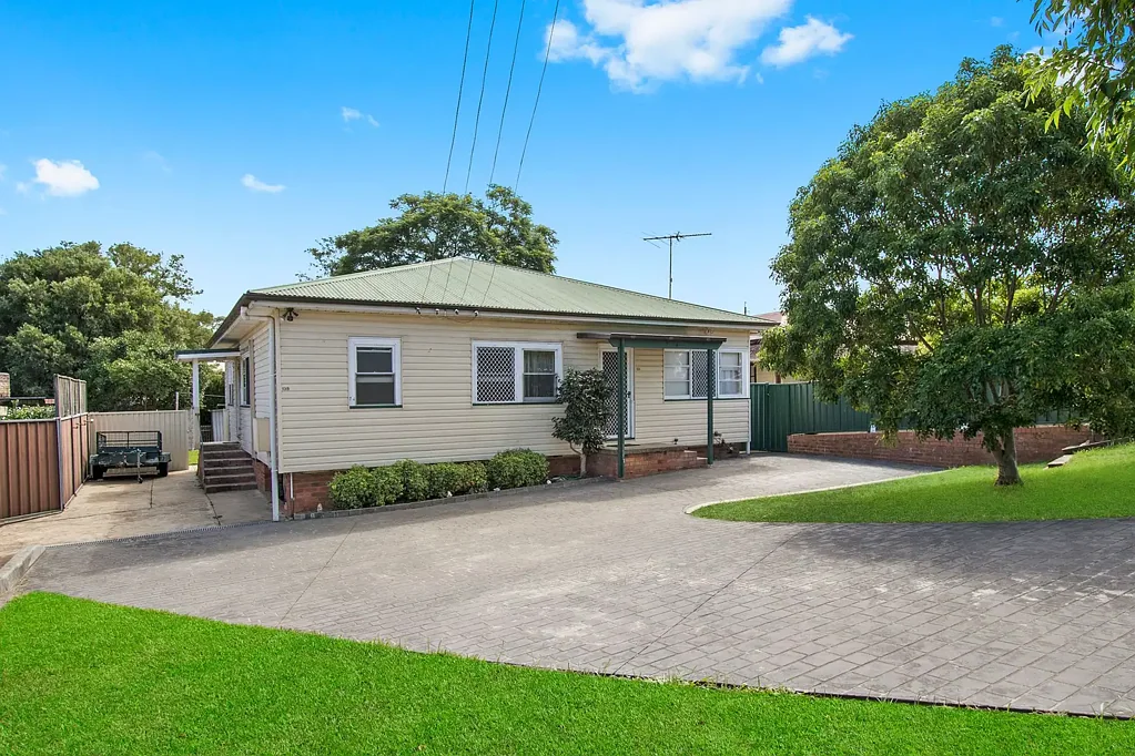 13 Day Street, Windsor, NSW 2756
