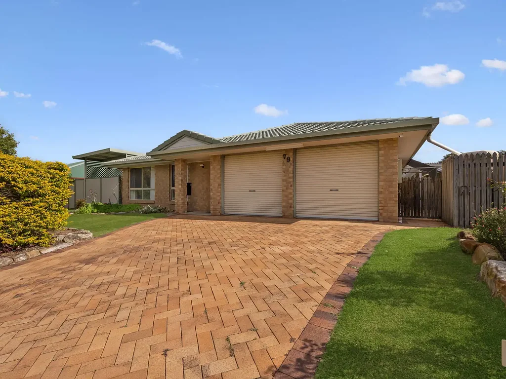 Yamanto 4 Slaapkamer The Complete Family Package on Equestrian Drive