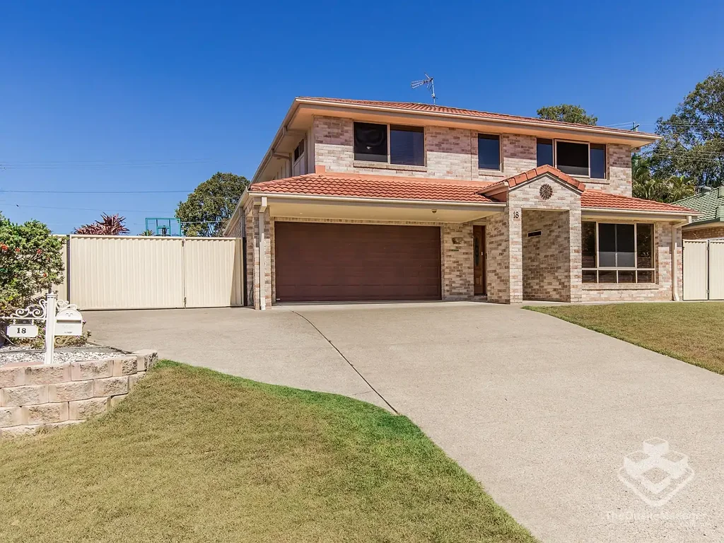 Oxenford 6ਬੈੱਡਰੂਮ SIX BEDROOMS, THREE LIVING AREAS, SIDE ACCESS GALORE!