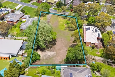 Mount Helen  Fantastic development opportunity in Mount Helen!