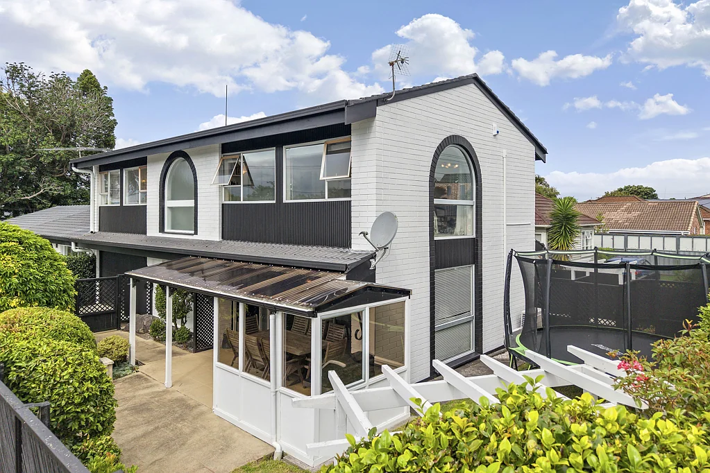 1/303 Point Chevalier Road, Point Chevalier, Auckland City, Auckland