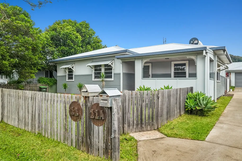 Neat & Tidy Family Home in a Prime Location!