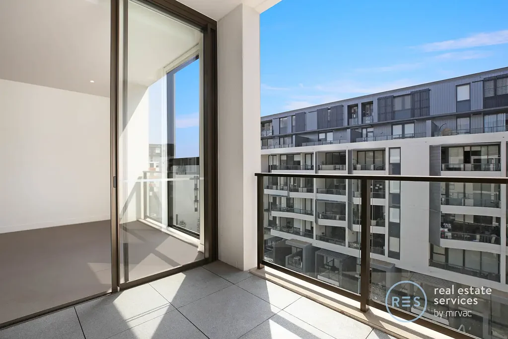 Bright North-Facing 1-Bedroom Apartment in Harold Park, Glebe