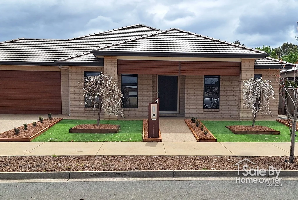 Kialla 4 Bedroom Owner Built - Individually Designed Home for Sale