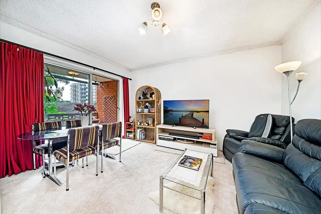 RECORD PRICE - OFF MARKET SALE