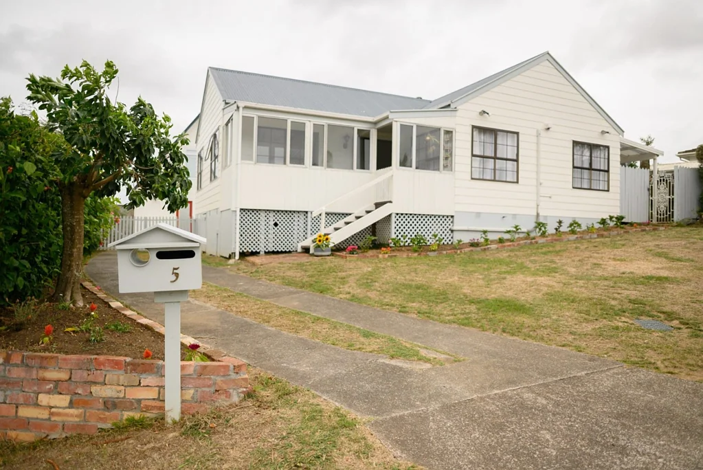 Weymouth 3 bedrooms 1 study 1 bathroom