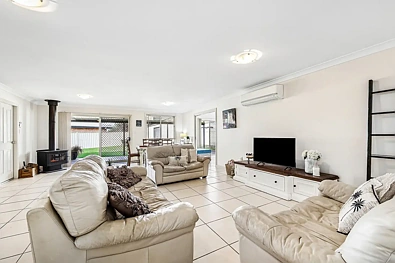 18 Dickson Court, Mudgee, NSW 2850, 5房, 2浴, House