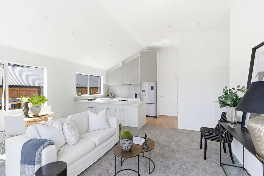 Woolston 3침실 Standalone New Build Opportunity!