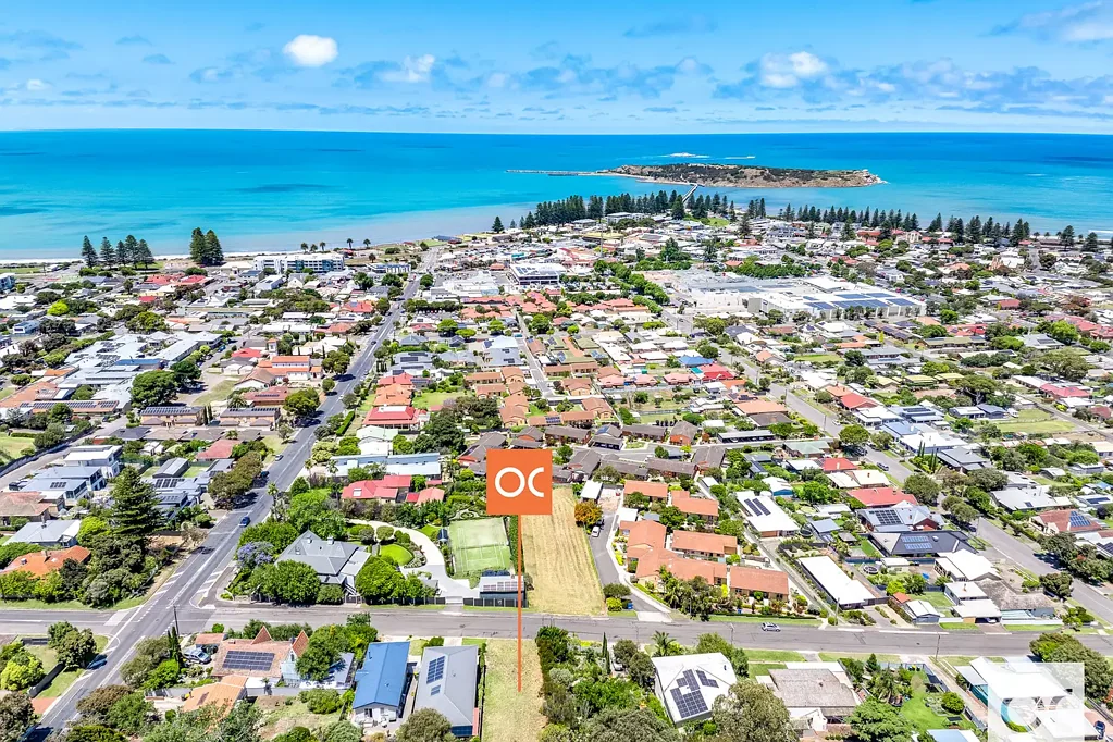 Victor Harbor Beautiful outlook over Victor Harbor with sea views