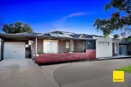 1/8 Gallop Court, Truganina