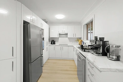 9 Bowman Avenue, Castle Hill, NSW 2154, 4 habitaciones, 1 baños, House
