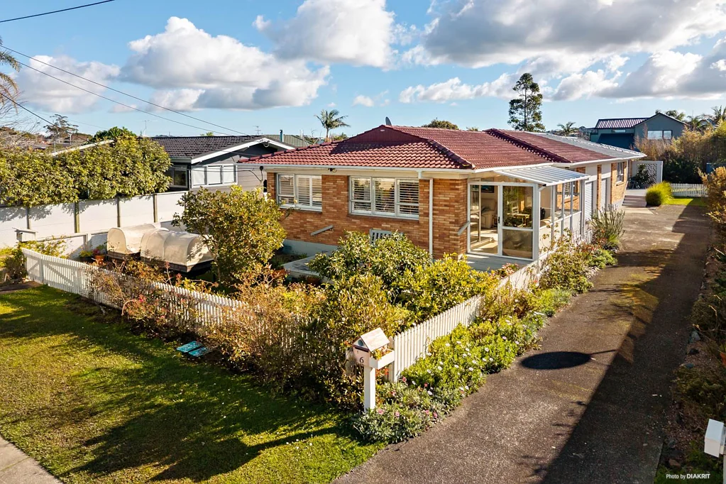 1/6 Melanie Place, Orewa, Rodney, Auckland