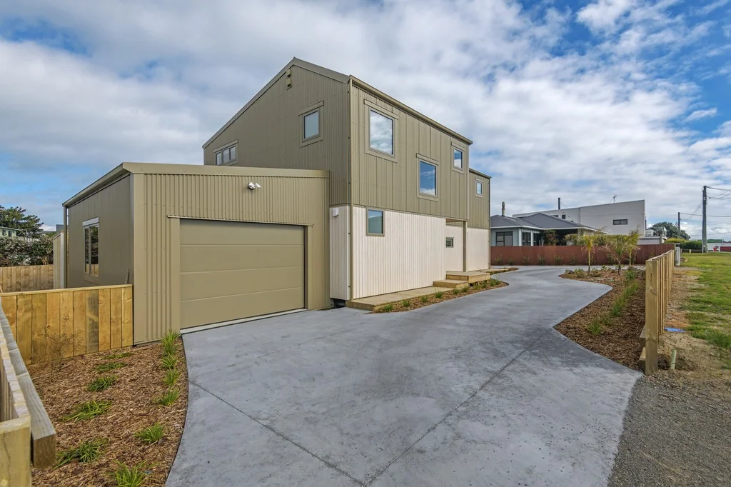 Foxton Beach 5Moenga Double The Living, Double The Opportunity