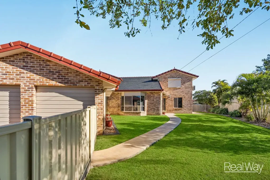 Yamanto 4Habitaciones GRAND FAMILY LIVING ON 981m² IN WINSTON GLADES ESTATE