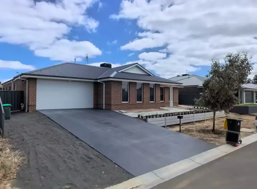 6 Lemnos Court, Strathfieldsaye, VIC 3551