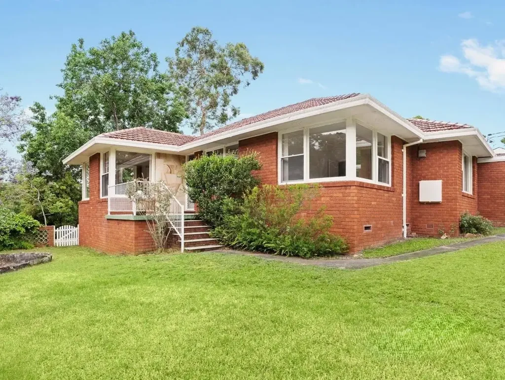Sunlit Lindfield family home