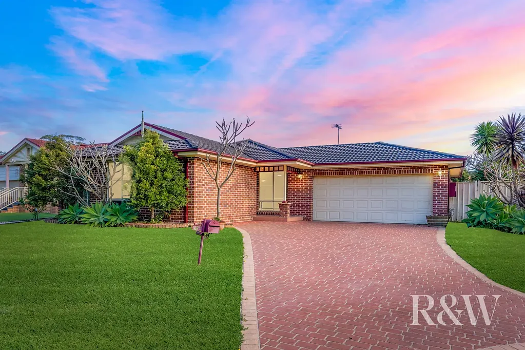 12 Martin Place, Mount Annan, NSW 2567