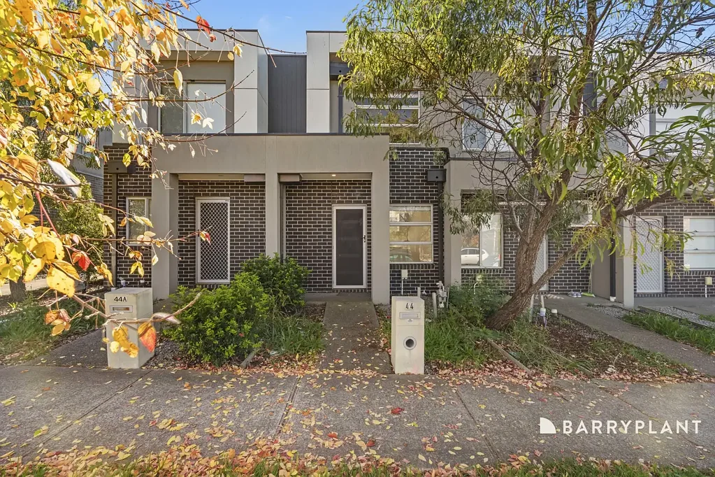 Contemporary Townhouse Living in the Heart of Wollert