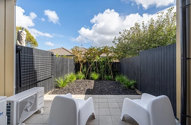 Huntington Park 2બેડરૂમ Perfect first home in prime Botany location