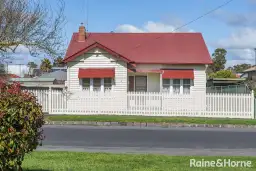 6 Sturt Street, Kyneton