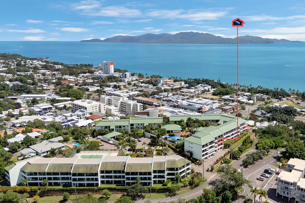 North Ward 2房  Elevated Resort-Style Living with Stunning Sea Views