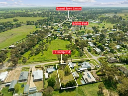 12 Pinniger Street, Avenel