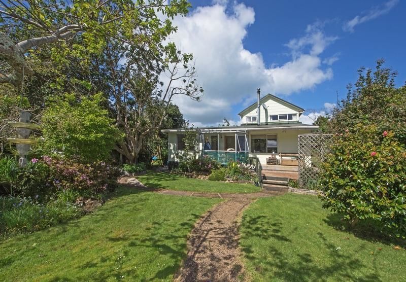 26 Valley Road, Omiha, Auckland, 3 phòng ngủ, 0 phòng tắm