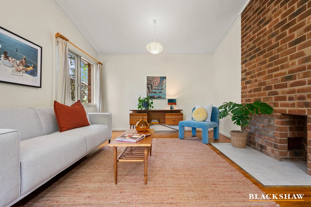 22 Mackennal Street, Lyneham, ACT 2602