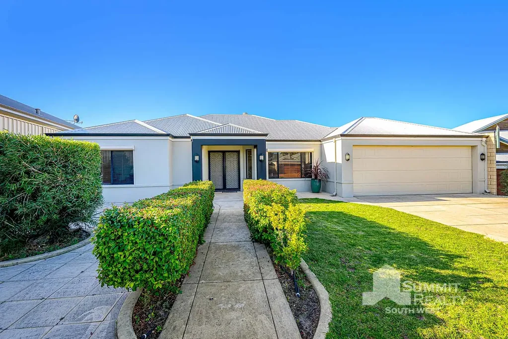 Dalyellup 4房  Expansive Family Retreat with Pool & Entertaining Oasis