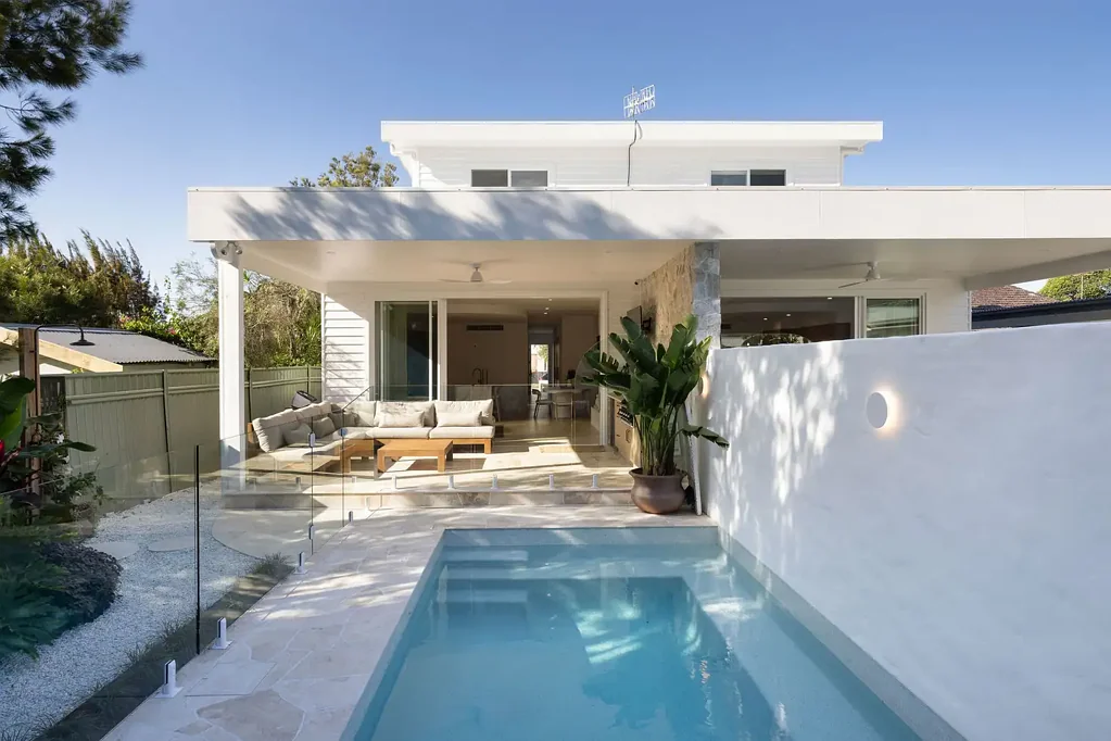 Booker Bay 4ਬੈੱਡਰੂਮ Coastal Luxe with Pool, Pavilion Living & Designer Finishes