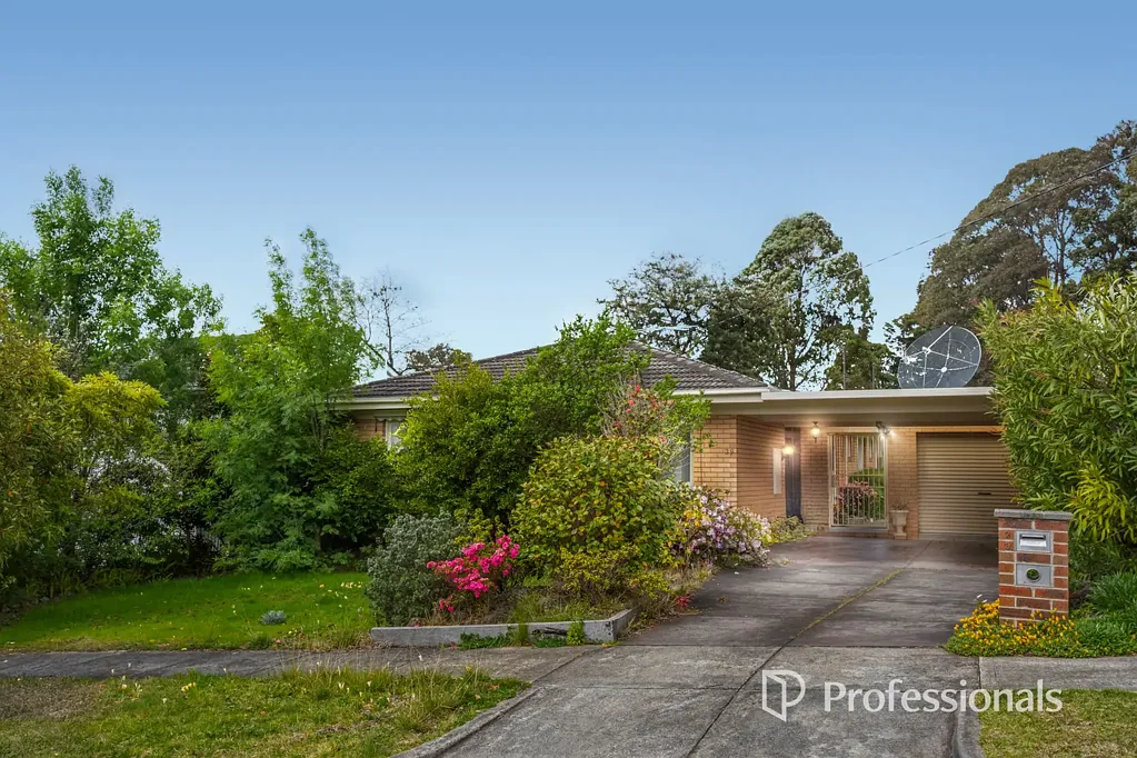Doncaster 4部屋 Design Excellence Meets Location – Approved Dual Occupancy on 653sqm