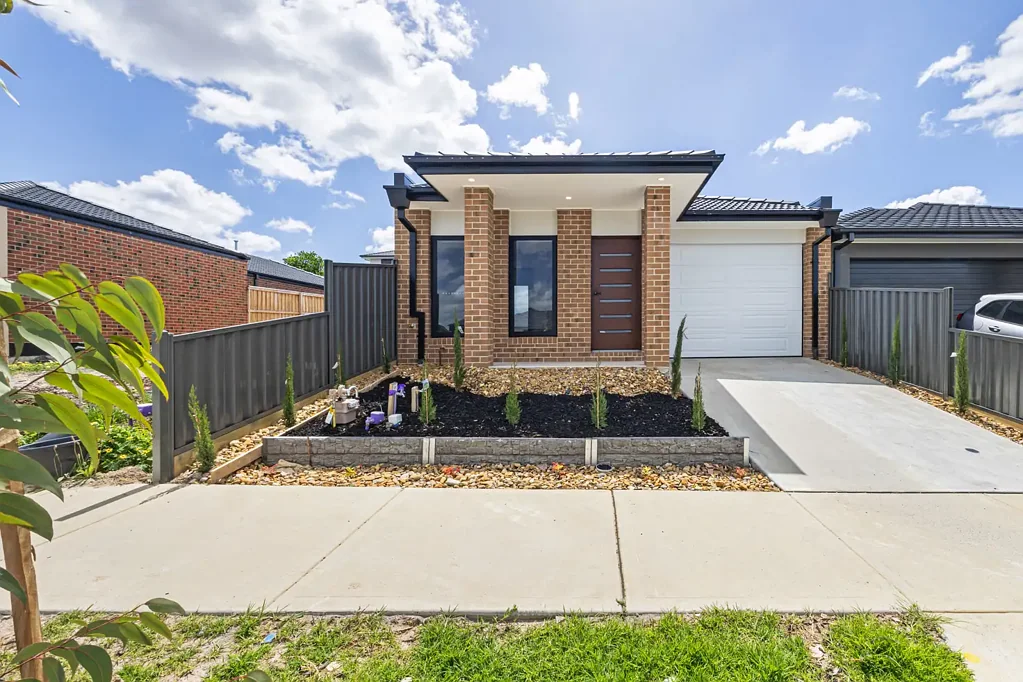 Officer 4Habitaciones Brand New 4-Bedroom Home in Prime Officer Location