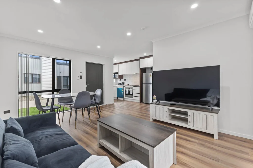 Papatoetoe 3ห้องนอน "Big Space, 3 Beds, Freehold — Don’t Wait!