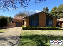 13 GLENHAVEN AVE, Parkes