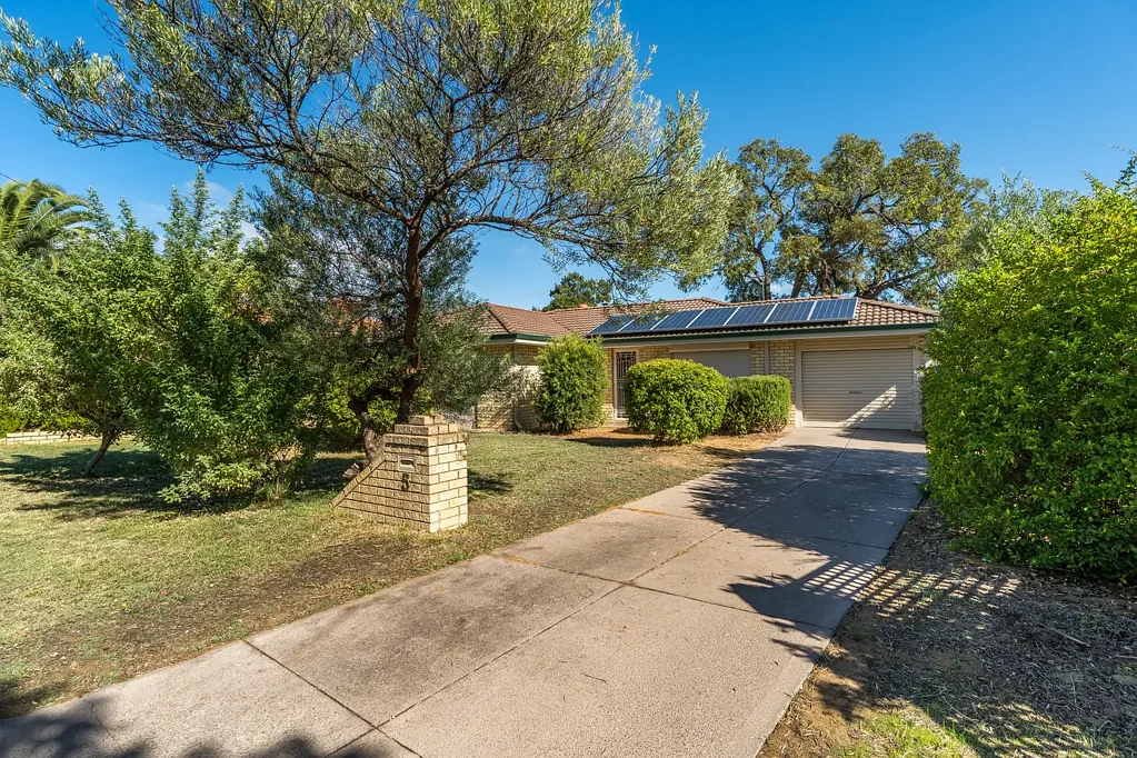 5 Bournan Heights, Parmelia, WA 6167