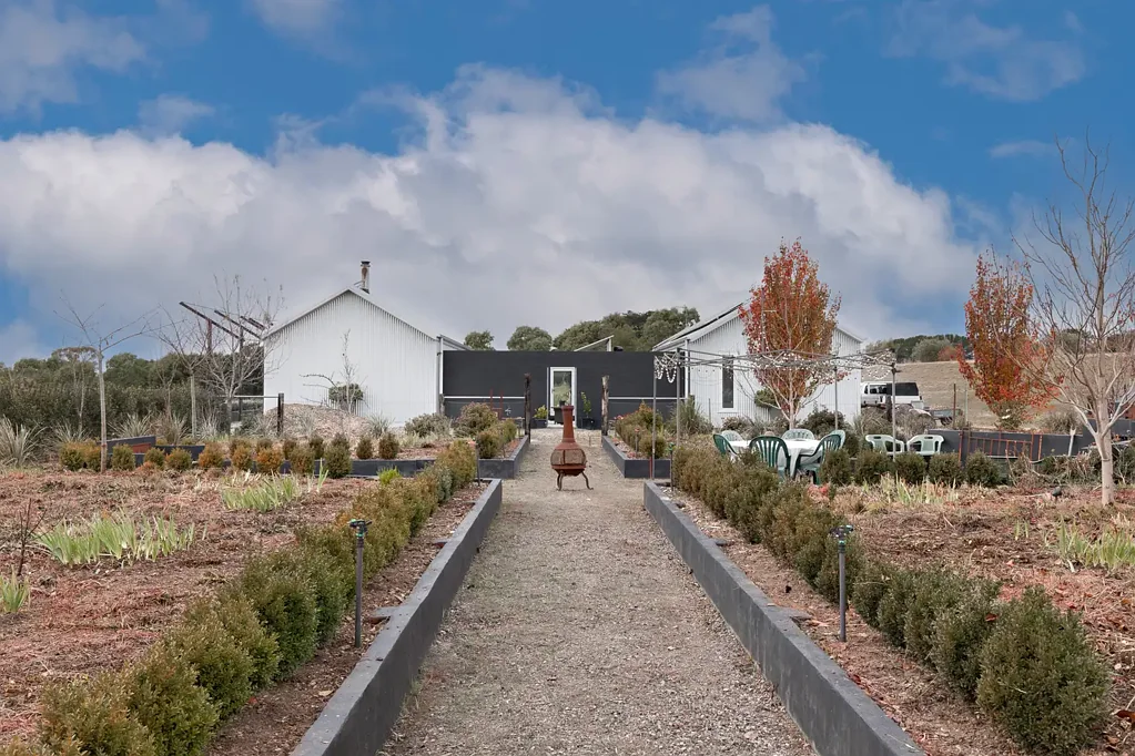 ARCHITECTURALLY DESIGNED OFF-GRID OASIS ON 5 ACRES