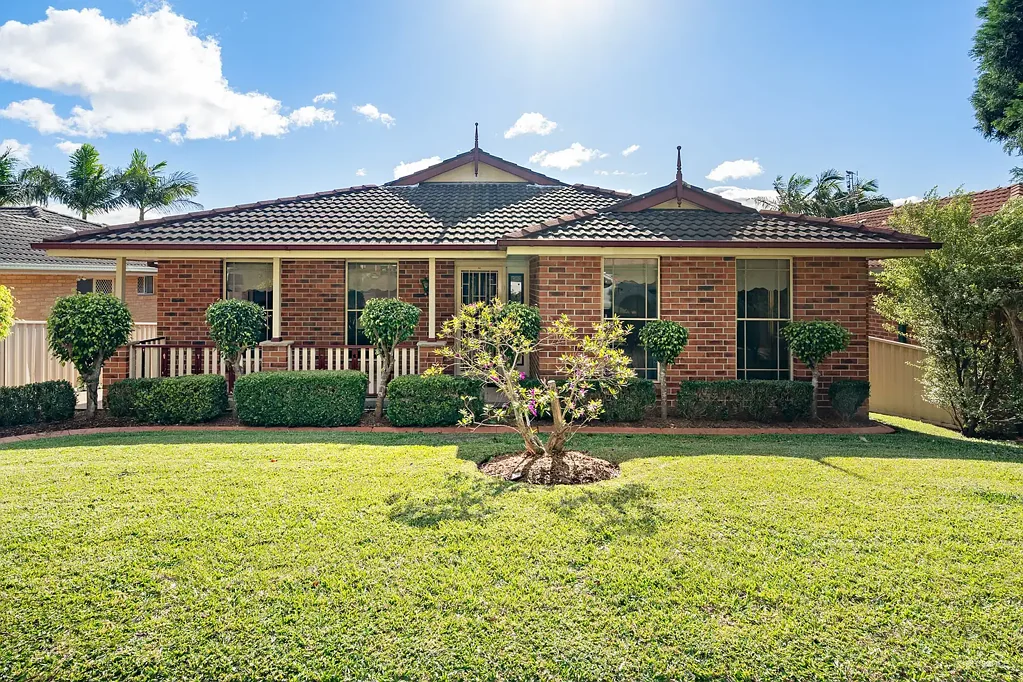 Lambton 4ਬੈੱਡਰੂਮ Low-Maintenance, Spacious Family Retreat in Sought-After Leafy Lambton Locale